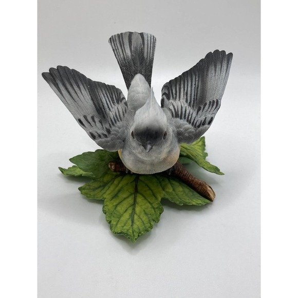 Lenox Garden Bird Sculptor Collection -Tufted Titmouse pre-owned with COA - Picture 2 of 12